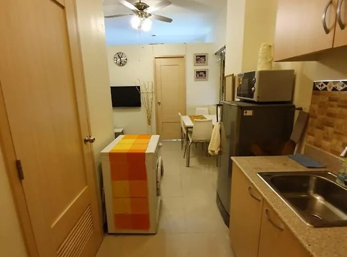 Field Residences Condominium Apartahotel
